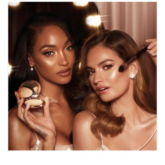 Charlotte Tilbury Hollywood Glow Glide Face Architect Highlighter - Picture 7 of 9